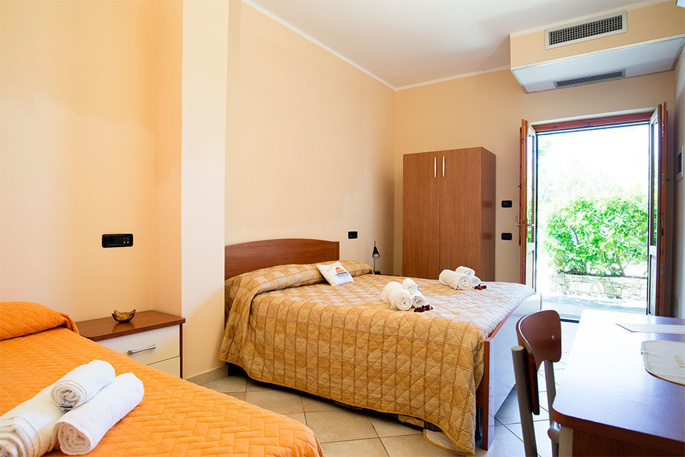 ホテルIl Poggio Del Mare サン・マウロ・チレント エクステリア 写真